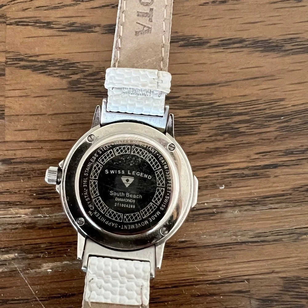 Stunning Swiss Legends Diamonds South Beach Collection Watch - Picture 2 of 5